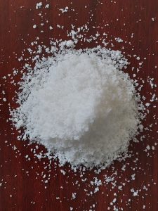 Proses produksi garam di Artha Garam, menampilkan tahap pemurnian modern